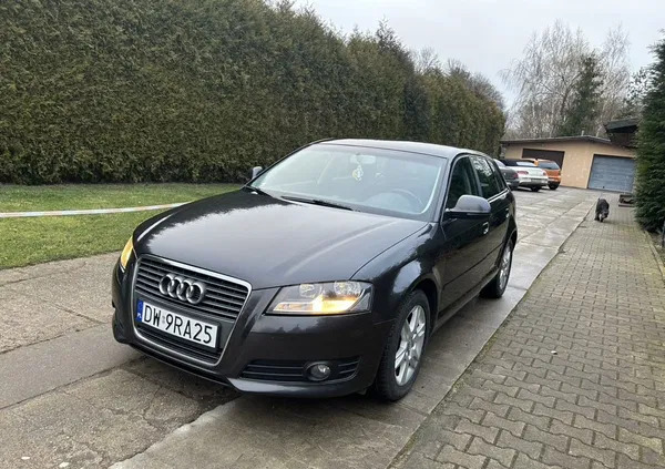 samochody osobowe Audi A3 cena 25900 przebieg: 315000, rok produkcji 2010 z Żmigród